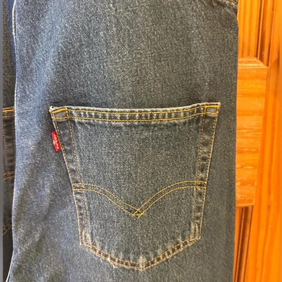 Levi’s Vintage Women’s Denim Overalls - Picture 7 of 10